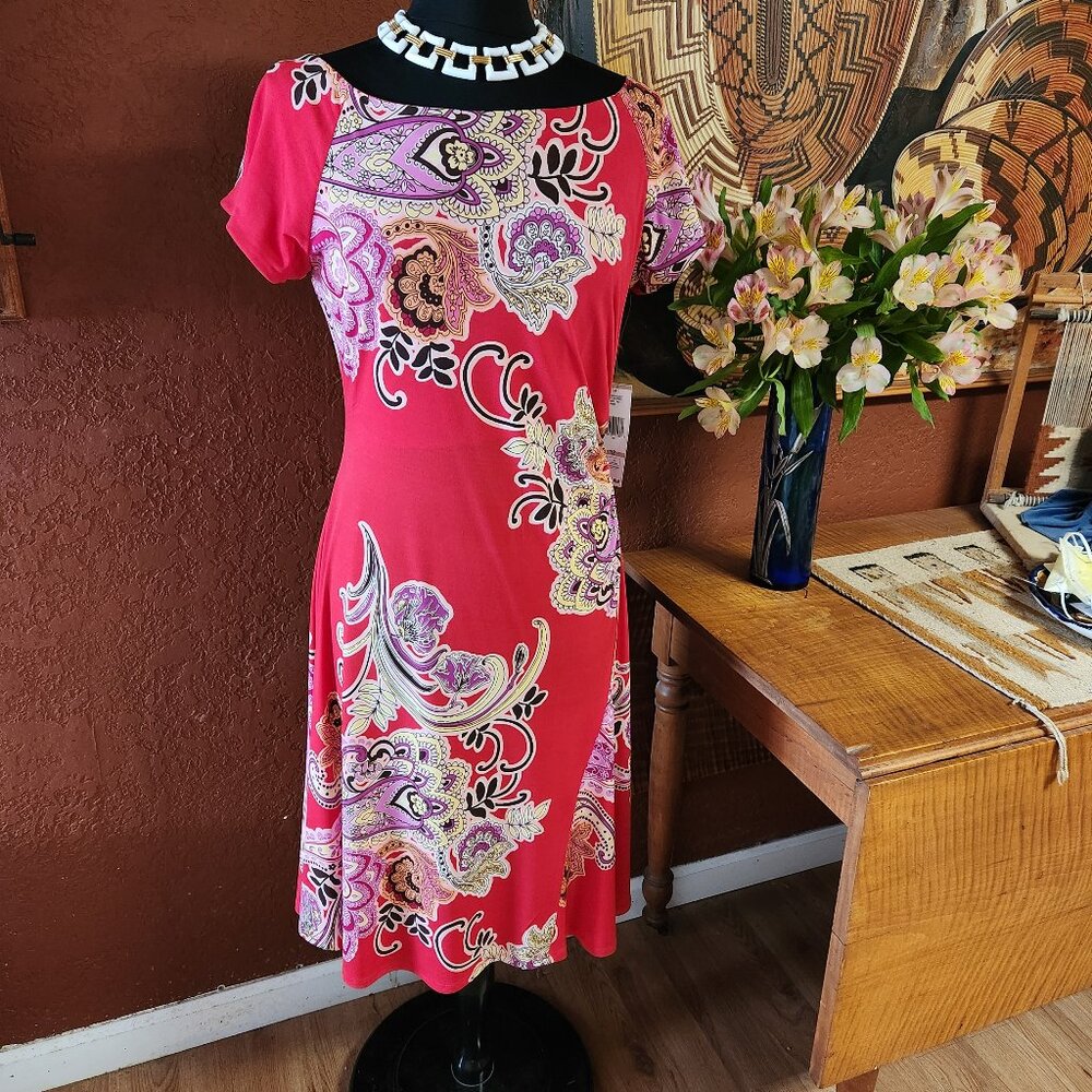 Evan Picone NWT Dress size 12 (I think it is closer to a size 8-10) Red